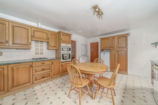 11 Tannage Brae, Kirriemuir photo 4