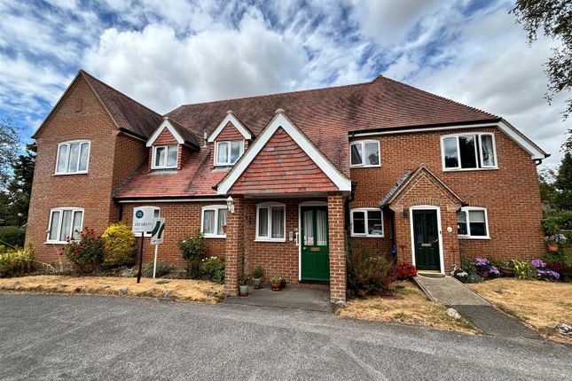 2-bed house on 4, Holly Tree Walk, Pewsey, £190,000