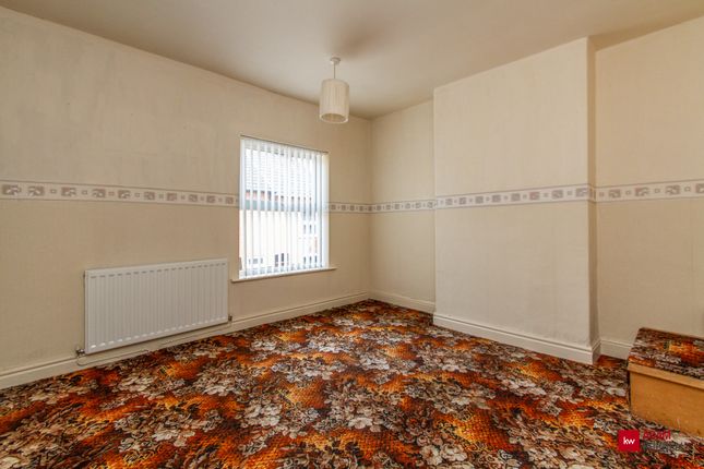 End terrace house for sale in Chessher Street, Hinckley, Leicestershire