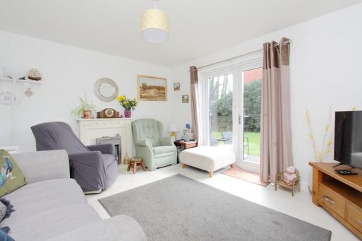 Flat for sale in Heather Drive, Andover