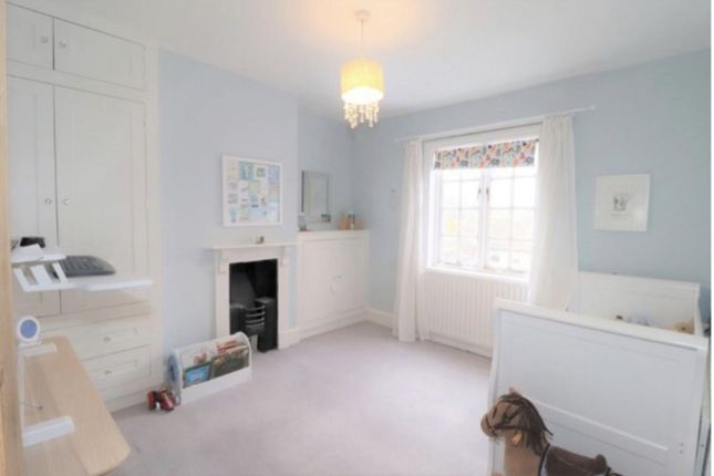 End terrace house for sale in Castle Road, Kenilworth