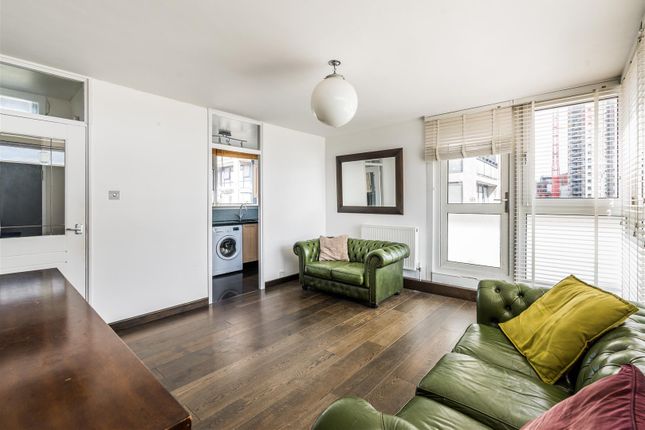Flat 55, Sherston Court, Elephant and Castle photo 2