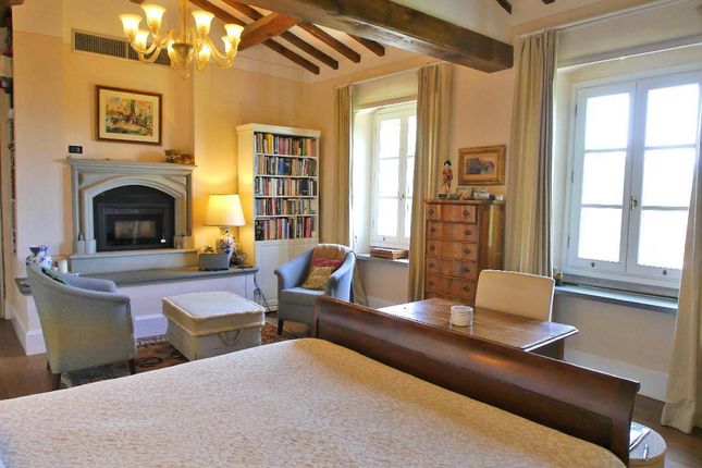 Farmhouse for sale in Florence, Tuscany, Italy