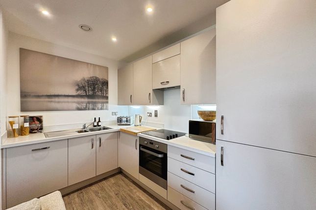 Flat 2, Callow House, London photo 2