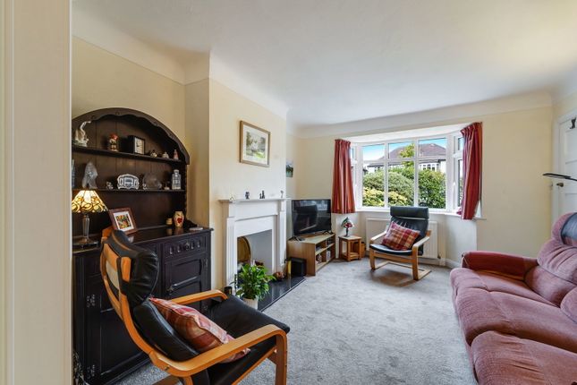 10, Oakhurst Road, Epsom photo 4