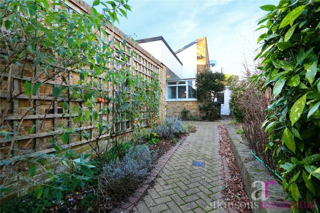 Thumbnail Bungalow for sale in Robson Close, Enfield, Middlesex