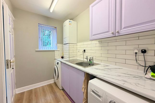 5 Newby Farm Court, Scarborough photo 2