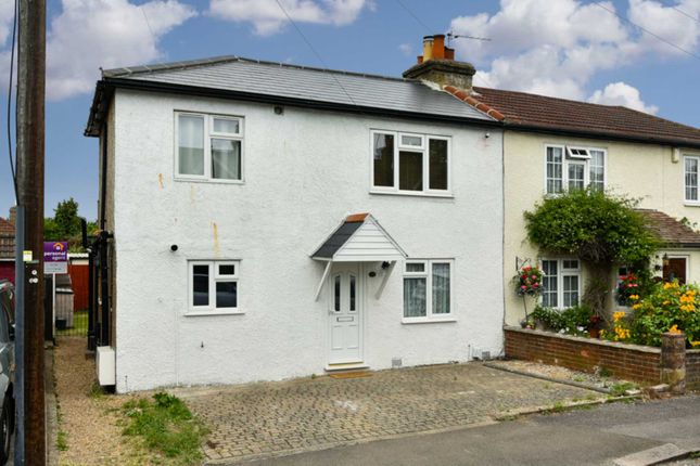 Thumbnail Property to rent in Middle Lane, Epsom