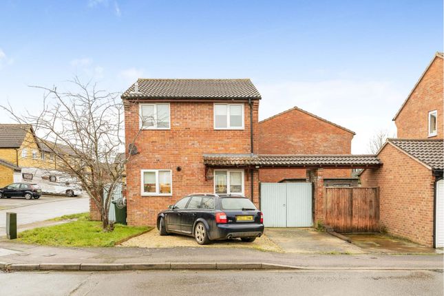 Thumbnail Detached house for sale in Welland Croft, Bicester