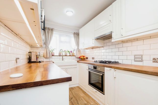 Flat for sale in Billet Road, Romford