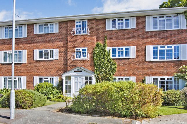 2 bed flat for sale in Foxwood Court, 18 Foxwood Place, Leigh-On-Sea, Essex SS9
