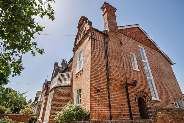 17, Downshire Square, Berkshire photo 3