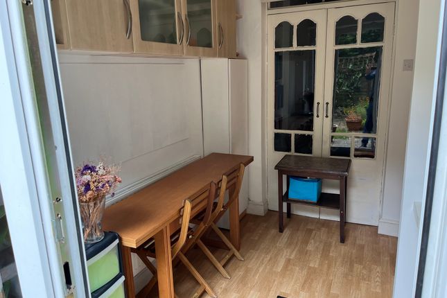 Terraced house to rent in Somerset Road, London