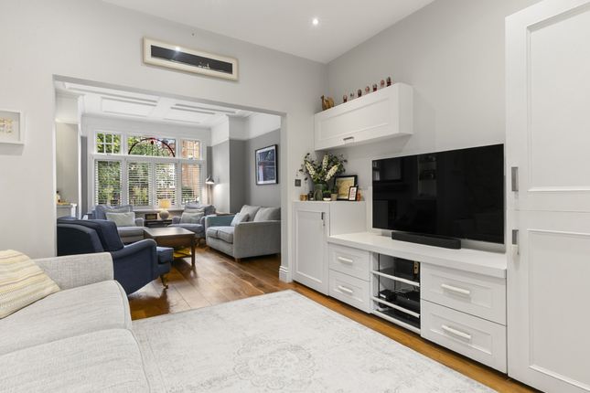 39, Ryfold Road, London photo 4