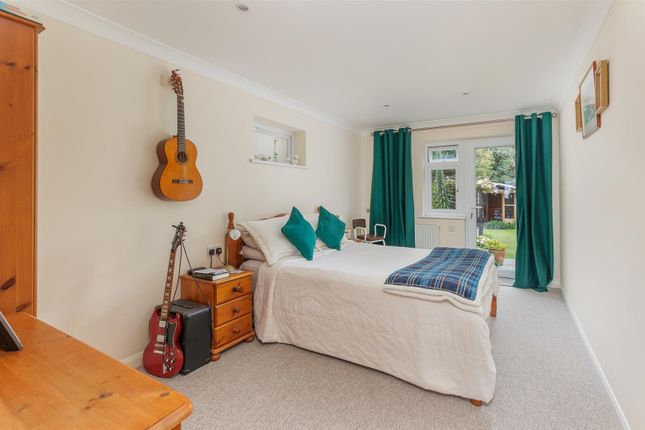 15, Charles Road, Cowes photo 3