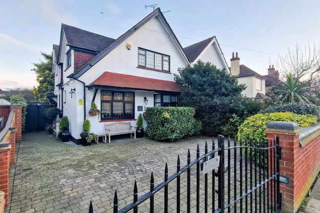 132, St. Augustines Avenue, Thorpe Bay photo 2
