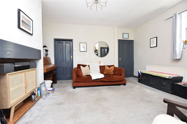 171, North Bank Road, West Yorkshire photo 3