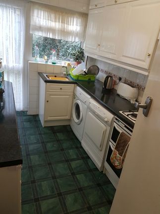 Very Near Woodberry Avenue Area, Harrow photo 4