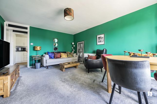 Flat 7, Paulus Court Somerstown, Chichester photo 3