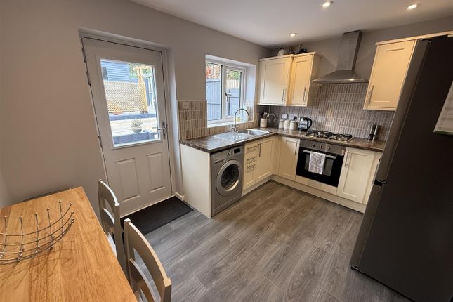 17, Blackberry Way, Belper photo 4