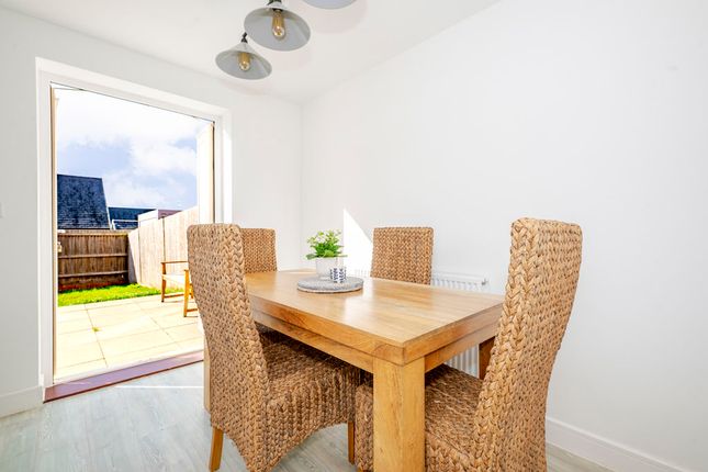 24, Trefoil Way, Uckfield photo 4
