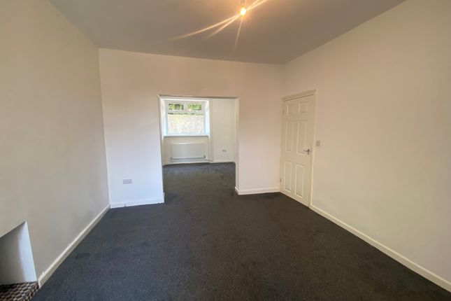 29, Pant Yr Heol, Neath photo 2