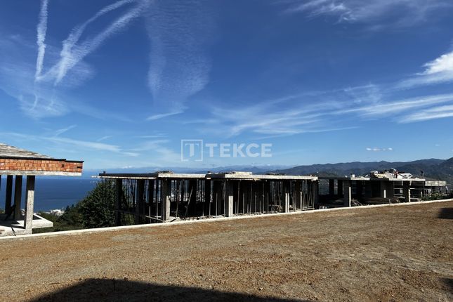 Detached house for sale in Yalıncak, Ortahisar, Trabzon, Türkiye