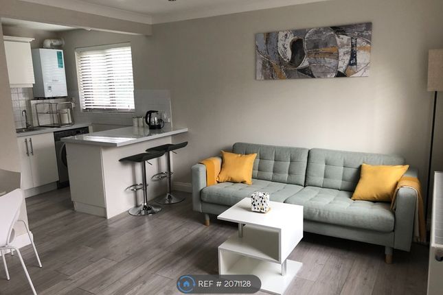 Thumbnail Flat to rent in Connaught Gardens, Morden