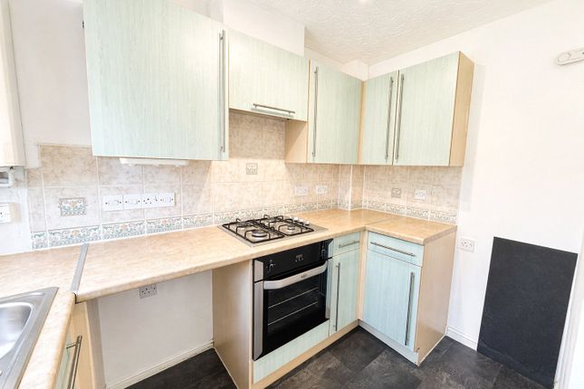 77 Kingsmead Drive, Torrington Devon, Devon photo 3