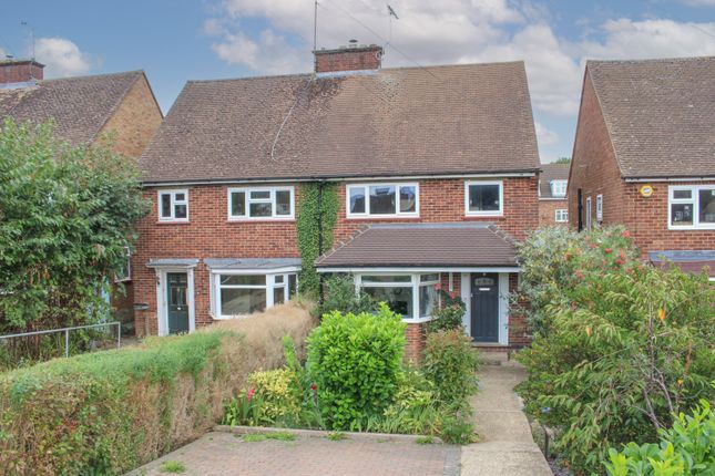 Thumbnail Semi-detached house for sale in Chelsea Green, Leighton Buzzard