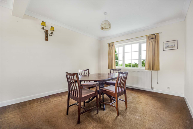 5 Clevemede, Goring on Thames photo 4