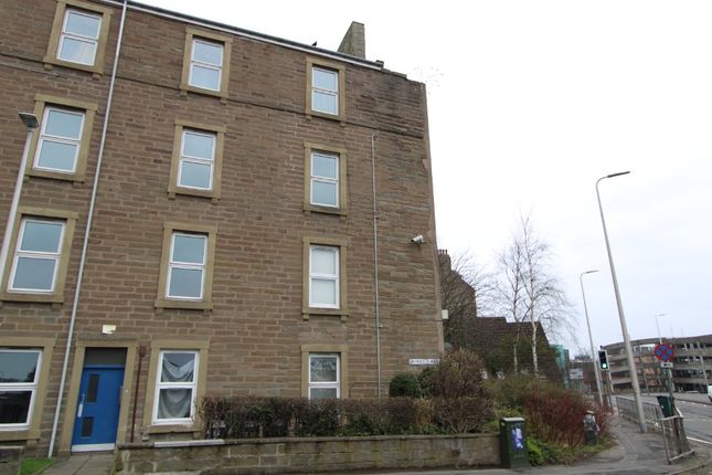 Flat to rent in Parker Street, Dundee