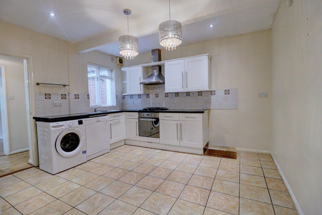 102, Bowerdean Road, Buckinghamshire photo 5