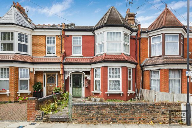 belsize-avenue-palmers-green-london-n13-4-bedroom-terraced-house-for