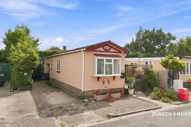1-bed caravan on 21 Shangri-La Shangri-La Park, Hullbridge, £120,000