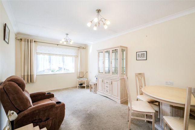 Flat 29,, Rosewood Court, Chadwell Heath photo 2