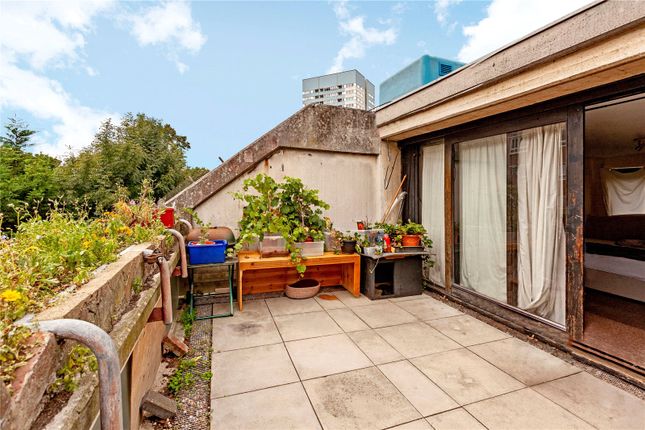 Ainsworth Way St Johns Wood London NW8 4 bedroom 