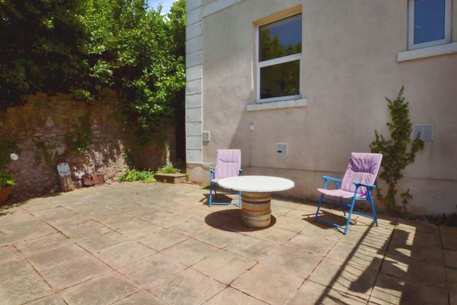 16, Cleveland Road, Devon photo 3