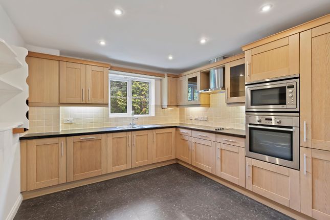 Apartment 7, Beechwood 8A,, Clifton Road, West Yorkshire photo 4