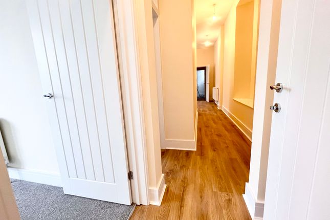 Flat 2, Plume Court, St. James Street, Okehampton photo 5