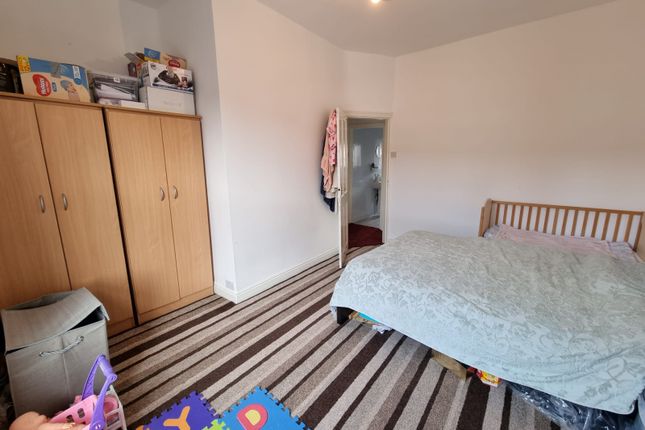 7 Middleham Street, Manchester photo 2