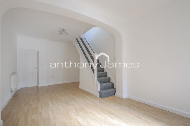 13 Barham Road, Dartford photo 2