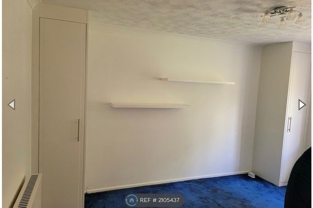 Flat, Osborn Court Corby Crescent, Portsmouth photo 5