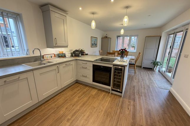1, Wharf Close, Northampton photo 3