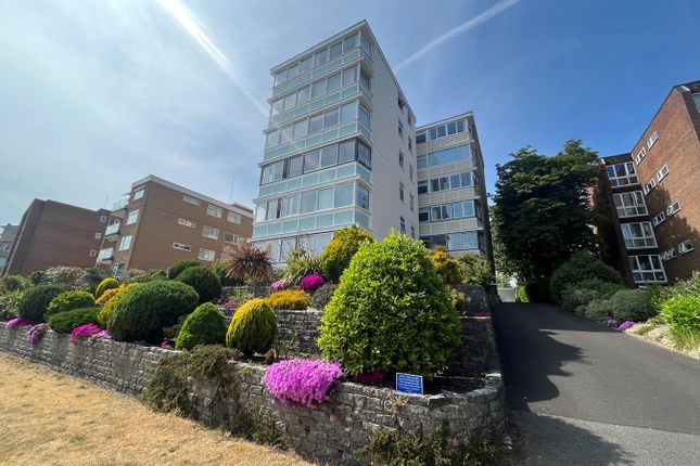 Thumbnail Flat to rent in Parkstone Road, Poole