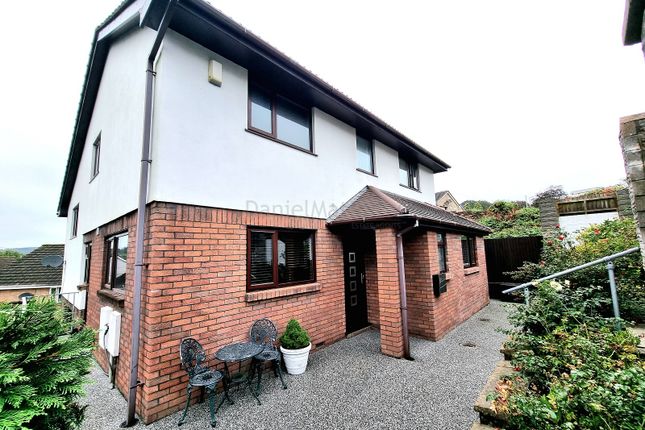 Detached house for sale in Highfield Place, Sarn, Bridgend County.