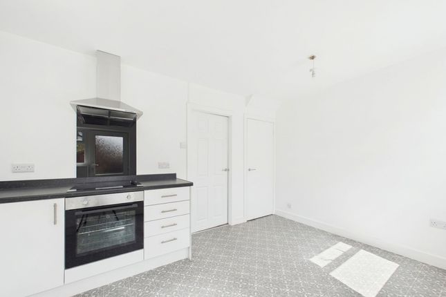 141 Winchester Avenue, Warrington photo 5