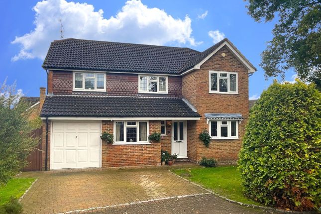 Thumbnail Detached house for sale in Quarry Bank, Lightwater