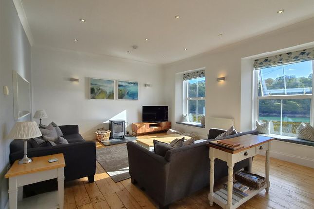 21 North Street, Fowey photo 3