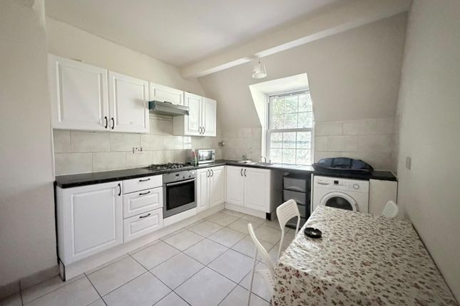 224, Lordship Lane, London photo 2